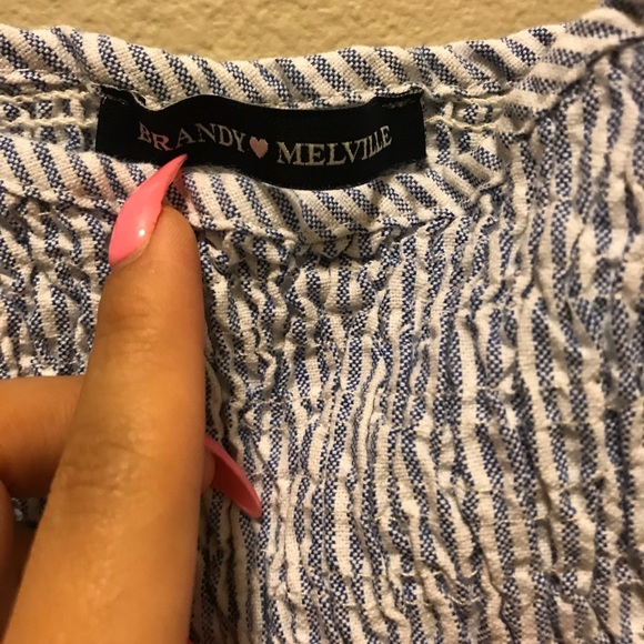 Brandy Melville crop top - Picture 4 of 8